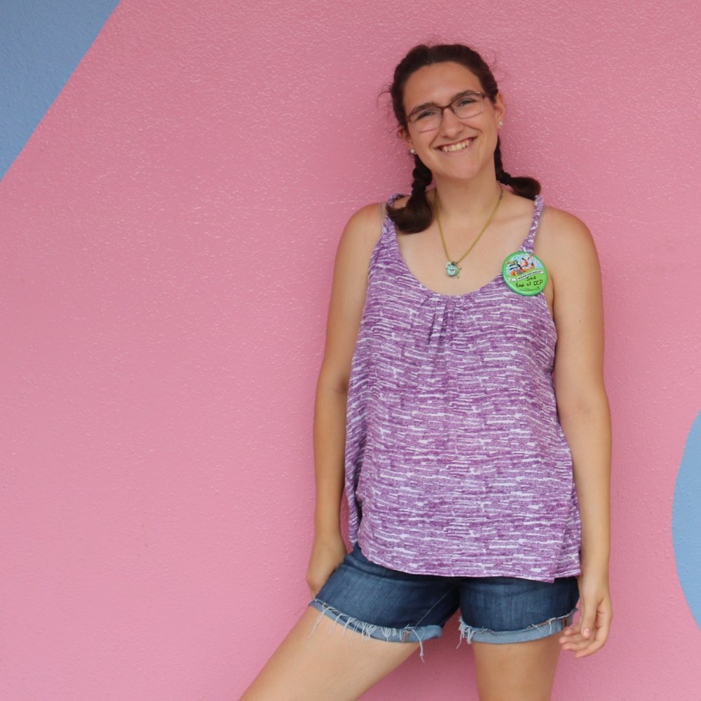 Meet your Posher, Elise